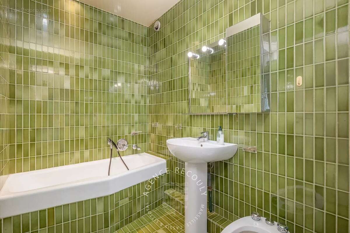 Appartement à MARSEILLE-8E