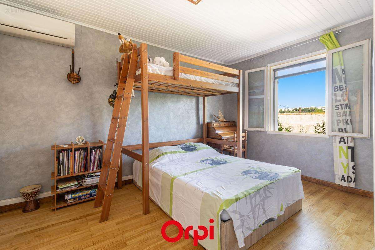 Maison à MARSEILLE-11E