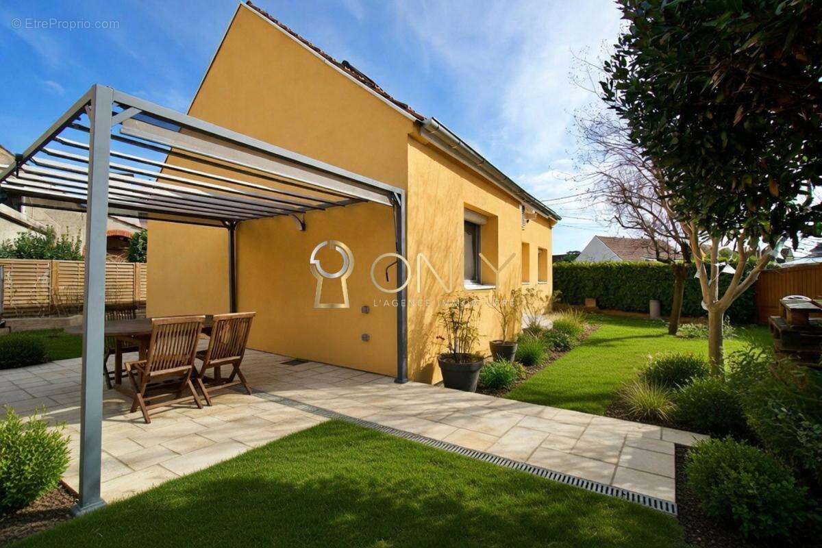 Maison à VILLEURBANNE