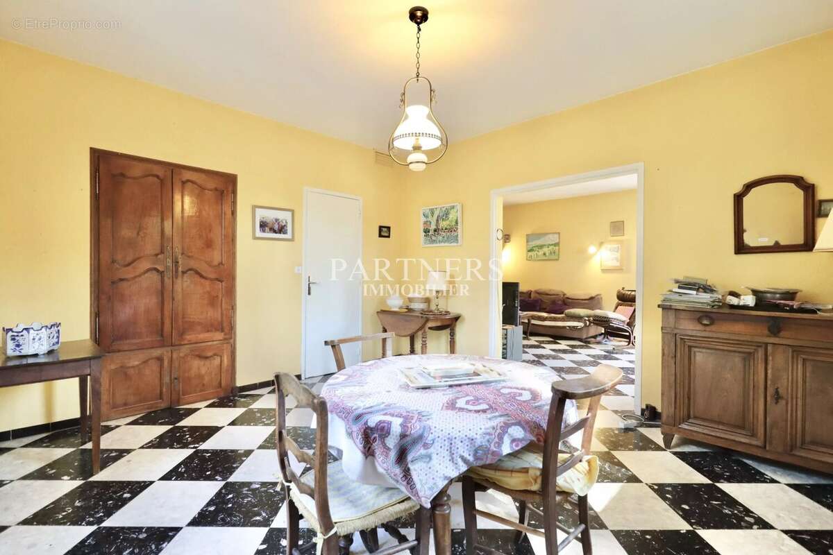 Maison 365 m² à Aix-En-Provence  - photo 6