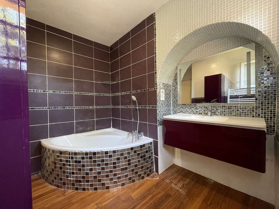 RANVILLE   Maison familiale de 168 m2 avec 5 chambres   Un fort potentiel dans un environnement privilégié - photo 13