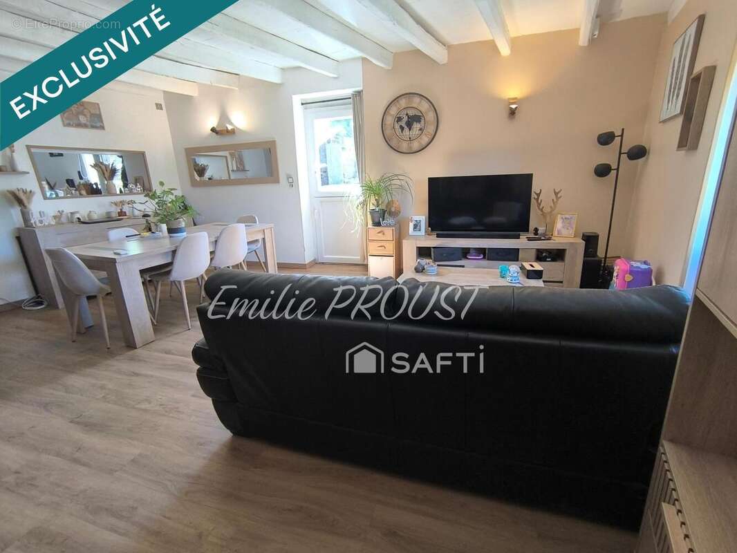 Photo 2 - Maison à BUXEROLLES