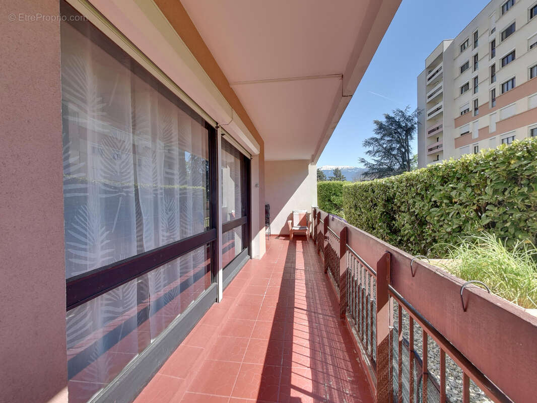 Appartement à ECHIROLLES