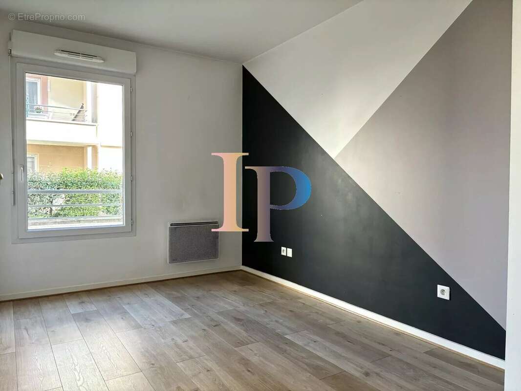 Appartement à LE COTEAU
