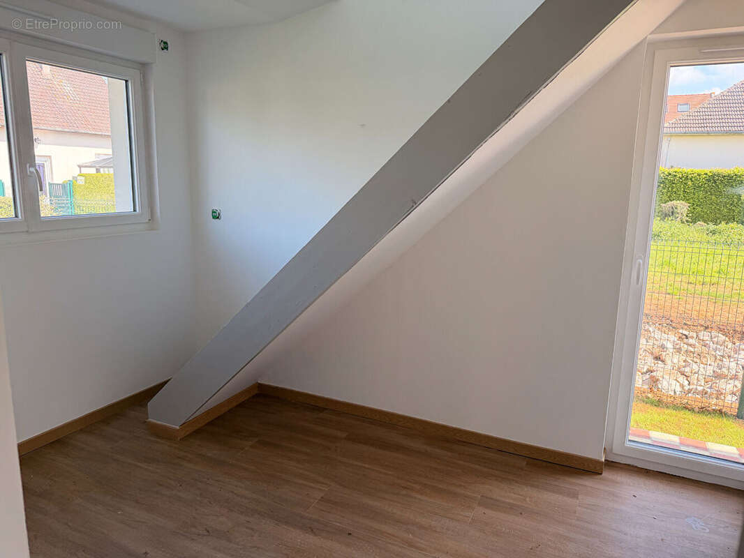 Maison à POTIGNY