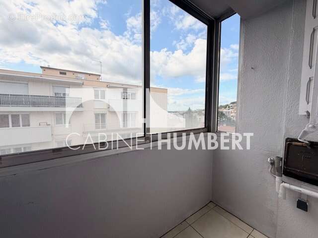 Appartement à SAINT-ETIENNE