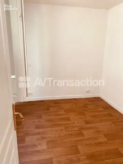 Maison 5 pièces 42 m² à vendre à Jarnac (16200) - photo 6