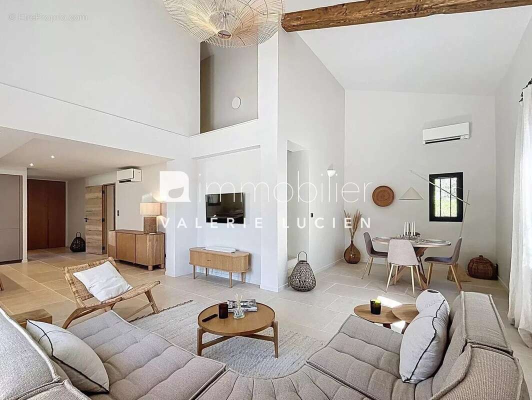 Maison à EYGALIERES