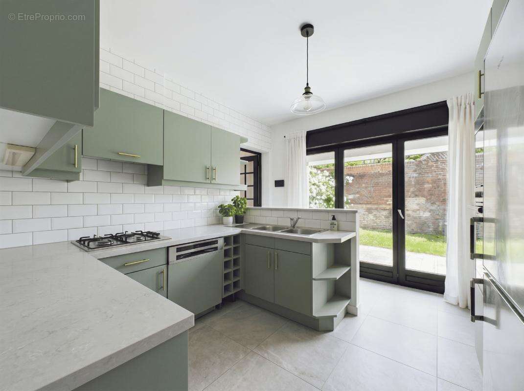 Maison 109 m² à Douchy-Les-Mines  - photo 3