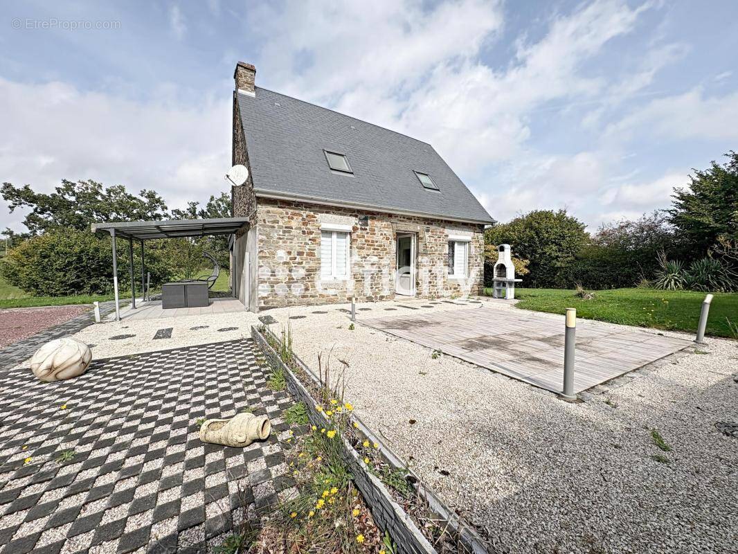 Maison à VASSY