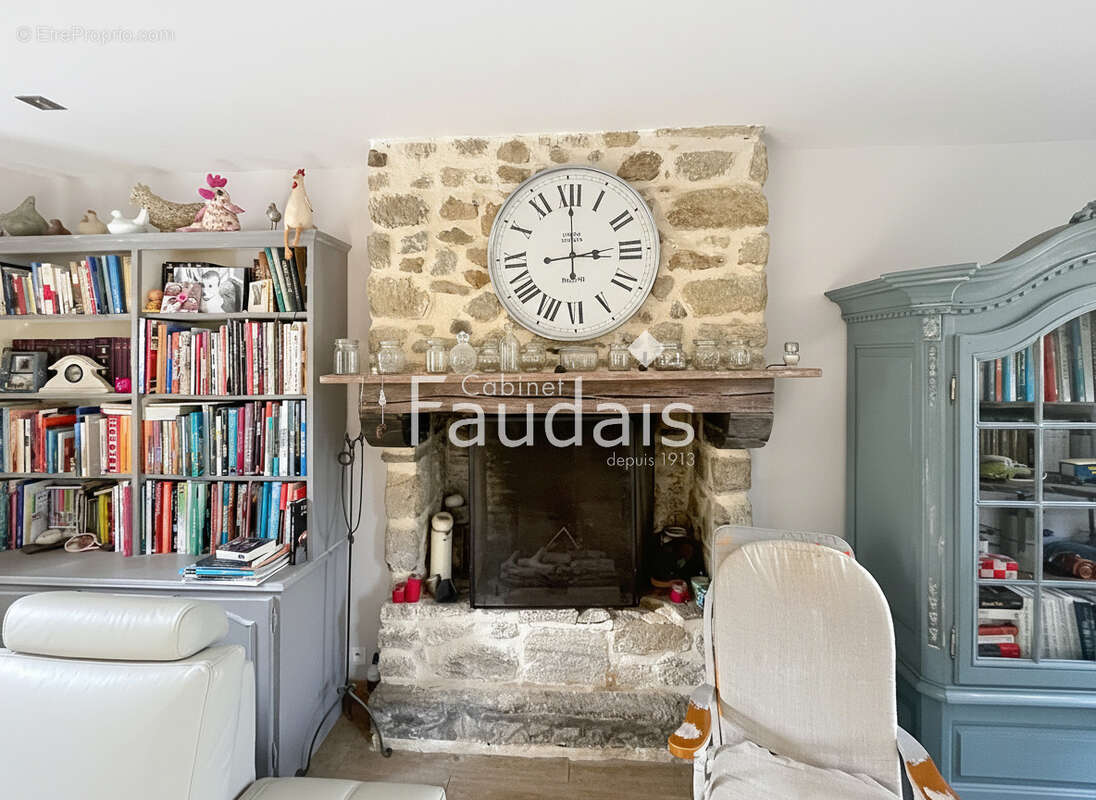 Maison à COUTANCES