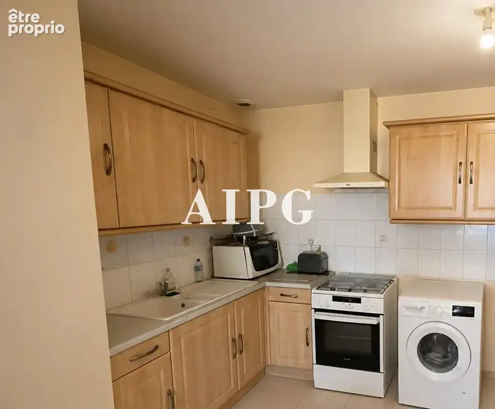 Binic centre, sur le plat, T3  60 M2 à vendre avec un locataire en place - photo 2
