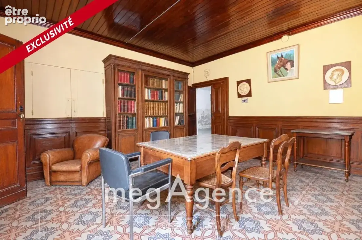 Maison de maître exceptionnelle de 300m2 avec jardin sur une parcelle de 536m2 à restaurer - photo 4