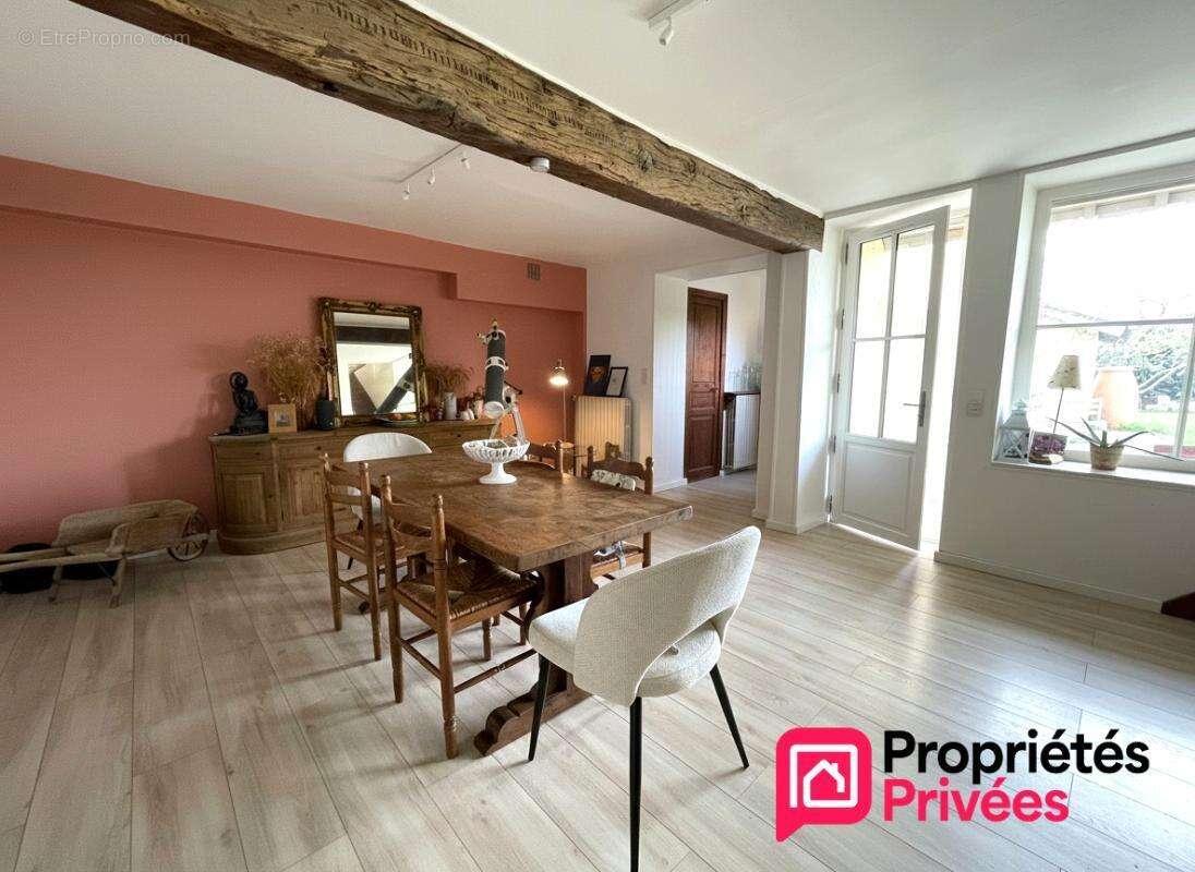 Maison à ANET