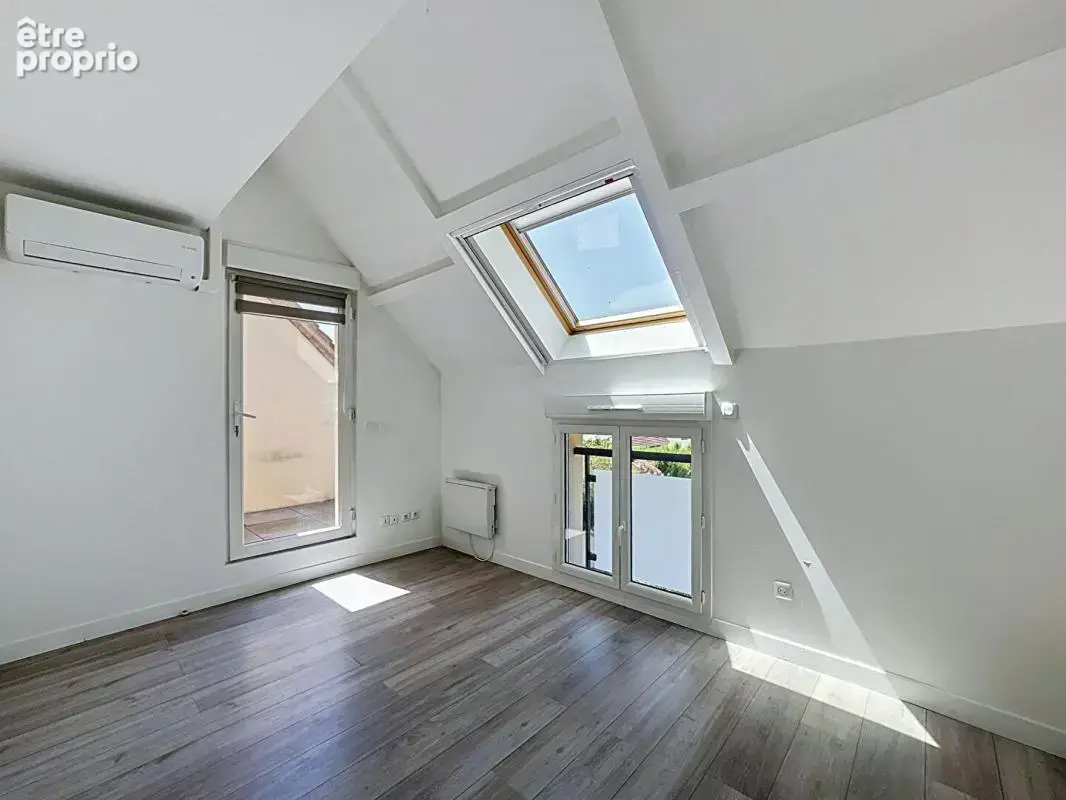 Duplex récent de standing  Climatisation Deux balcons  petite copropriété Faibles charges - photo 10