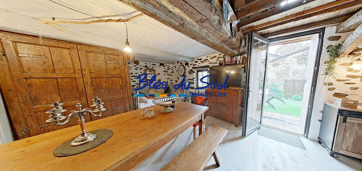 Maison à JUJOLS