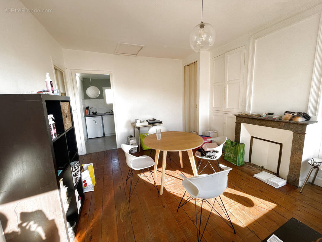 Appartement à BORDEAUX