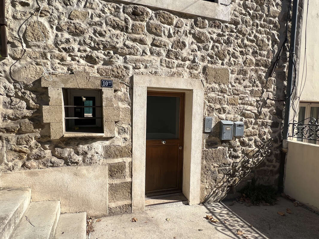 Appartement à ROGNES