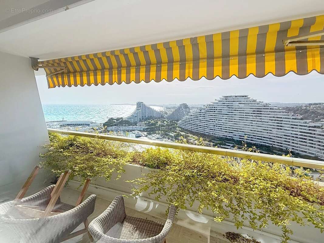 Appartement à VILLENEUVE-LOUBET