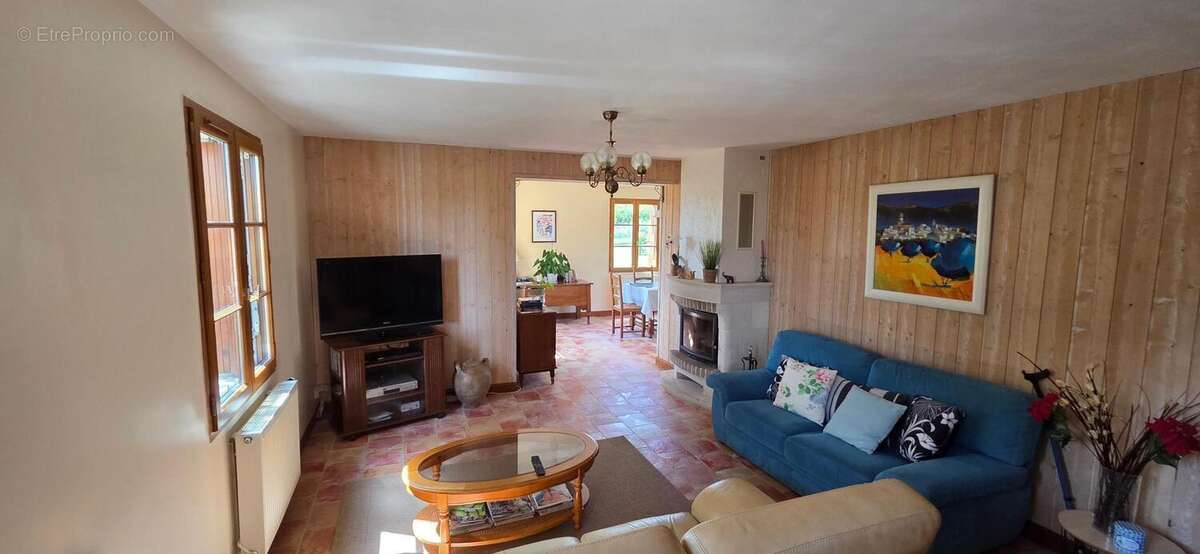 Maison 133 m² à Coussay-Les-Bois  - photo 6