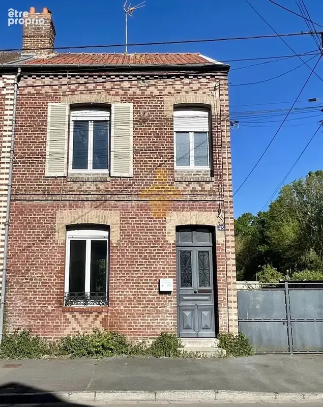 Maison à LA FERE