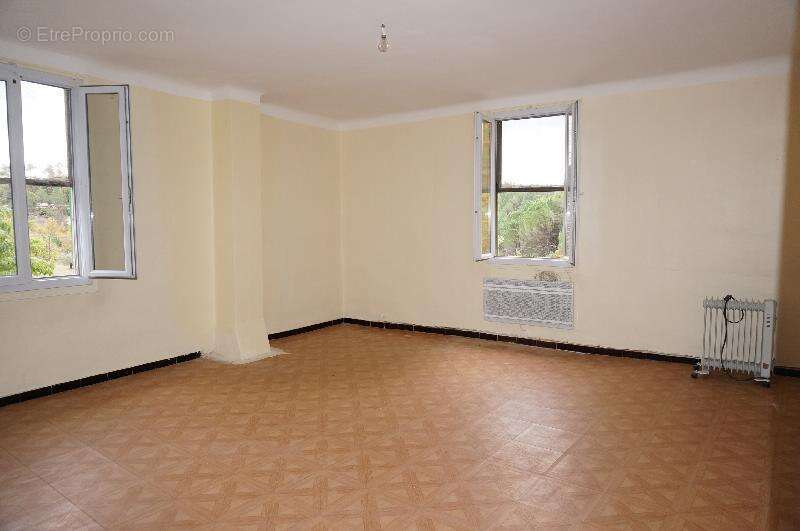 Maison à CHATEAUVERT