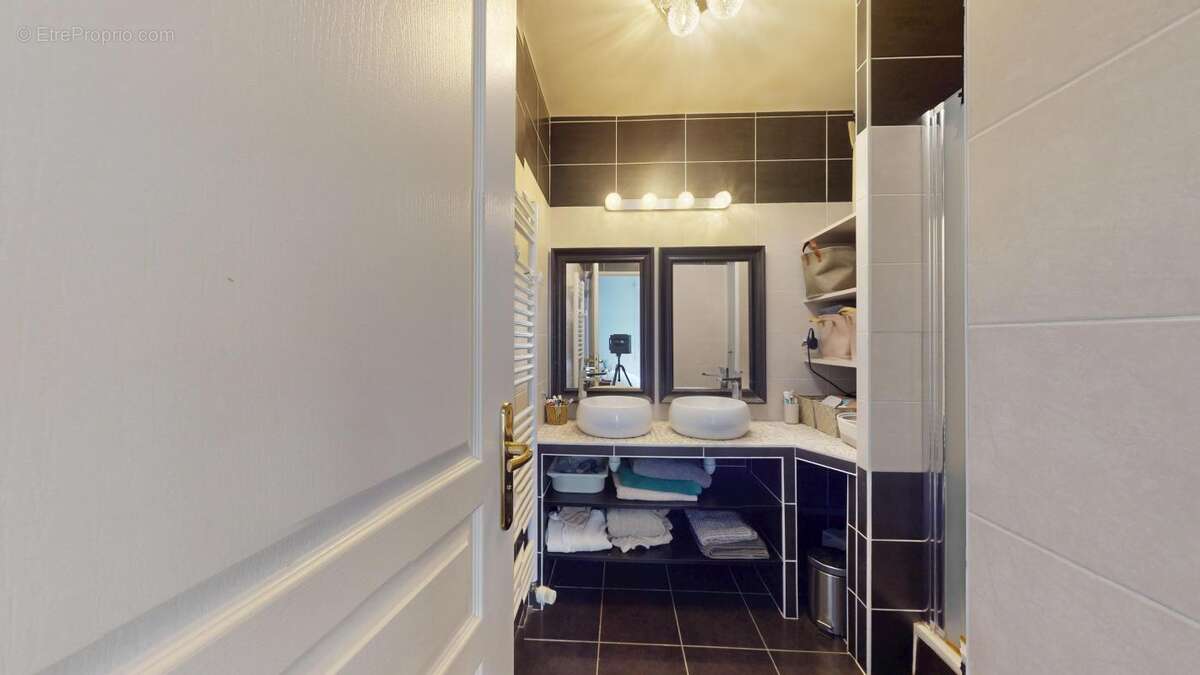 Maison à RILLIEUX-LA-PAPE