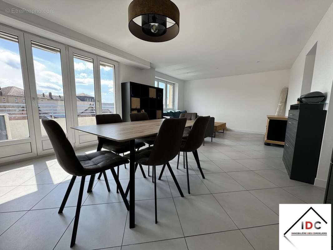 Appartement 82 m² à Sarrebourg  - photo 2