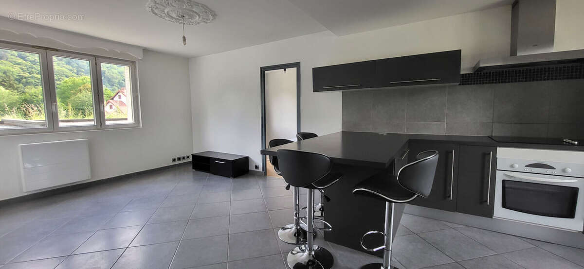 Appartement à GIERES