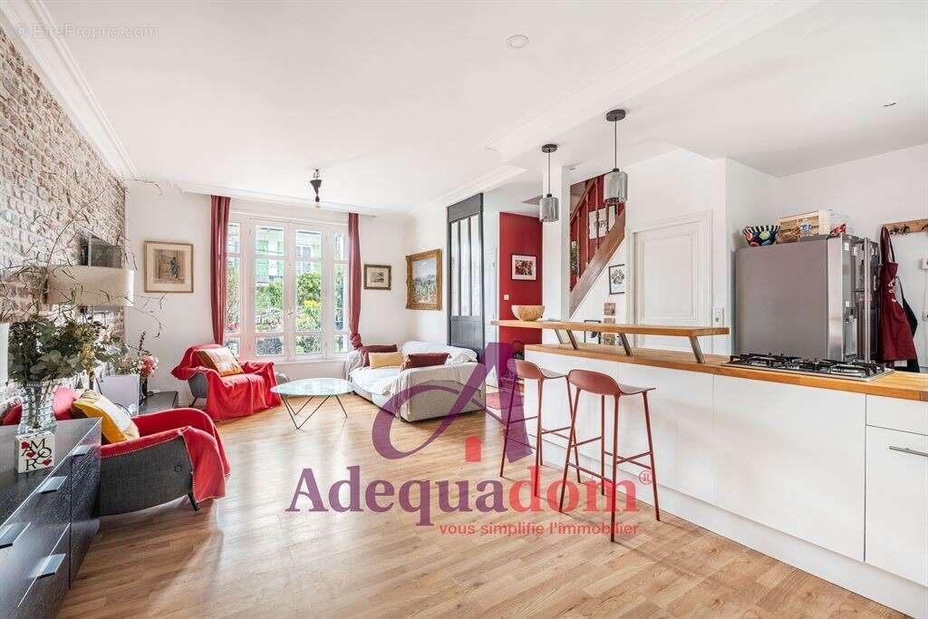 Maison à ASNIERES-SUR-SEINE