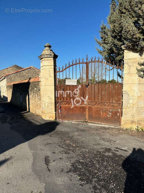Terrain à SAINT-MARCEL-SUR-AUDE