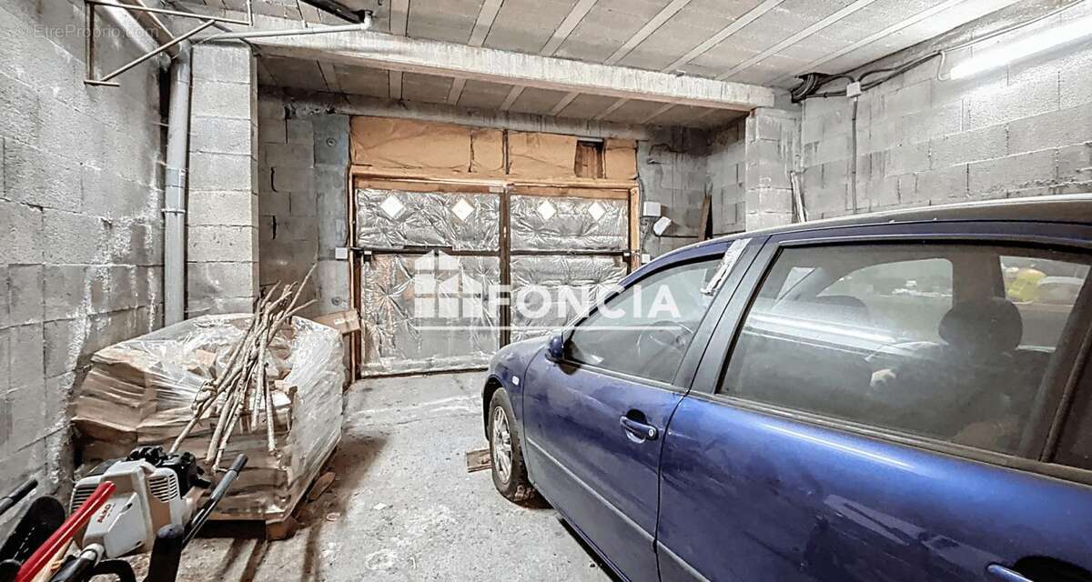 Maison à SAINT-JEAN-DE-BELLEVILLE