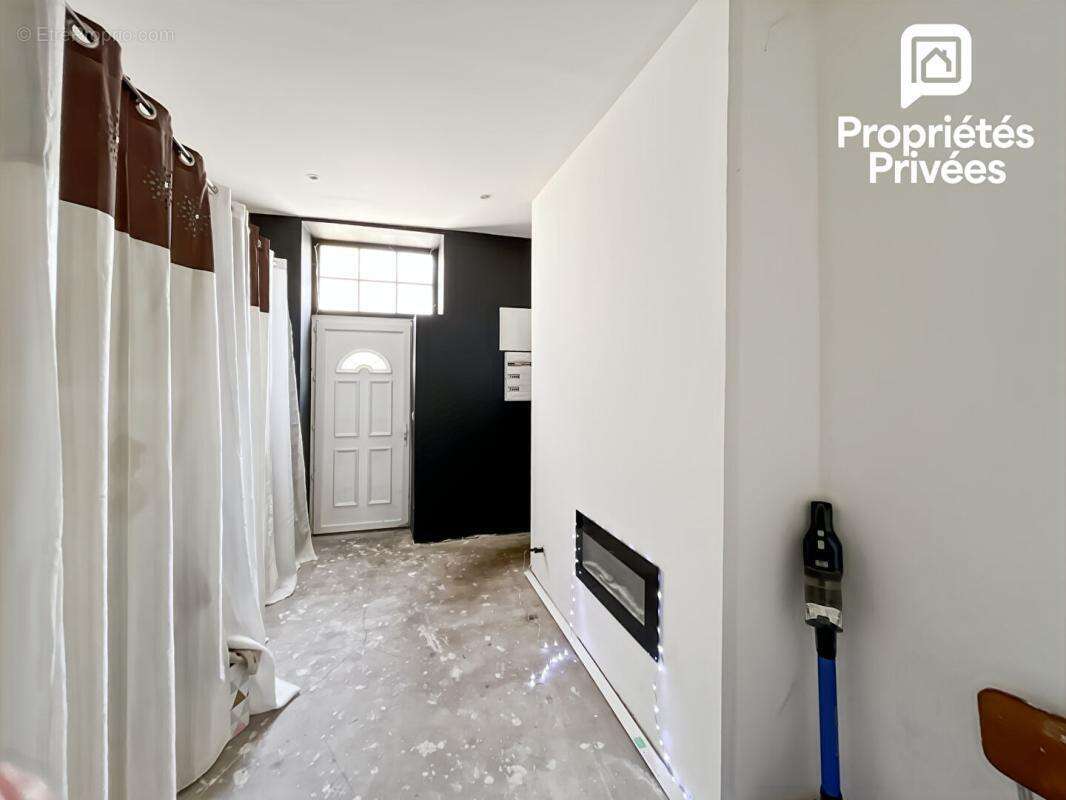 Maison en pierre - 287m2 - 5 chambres - 4entrées indépendantes - photo 5