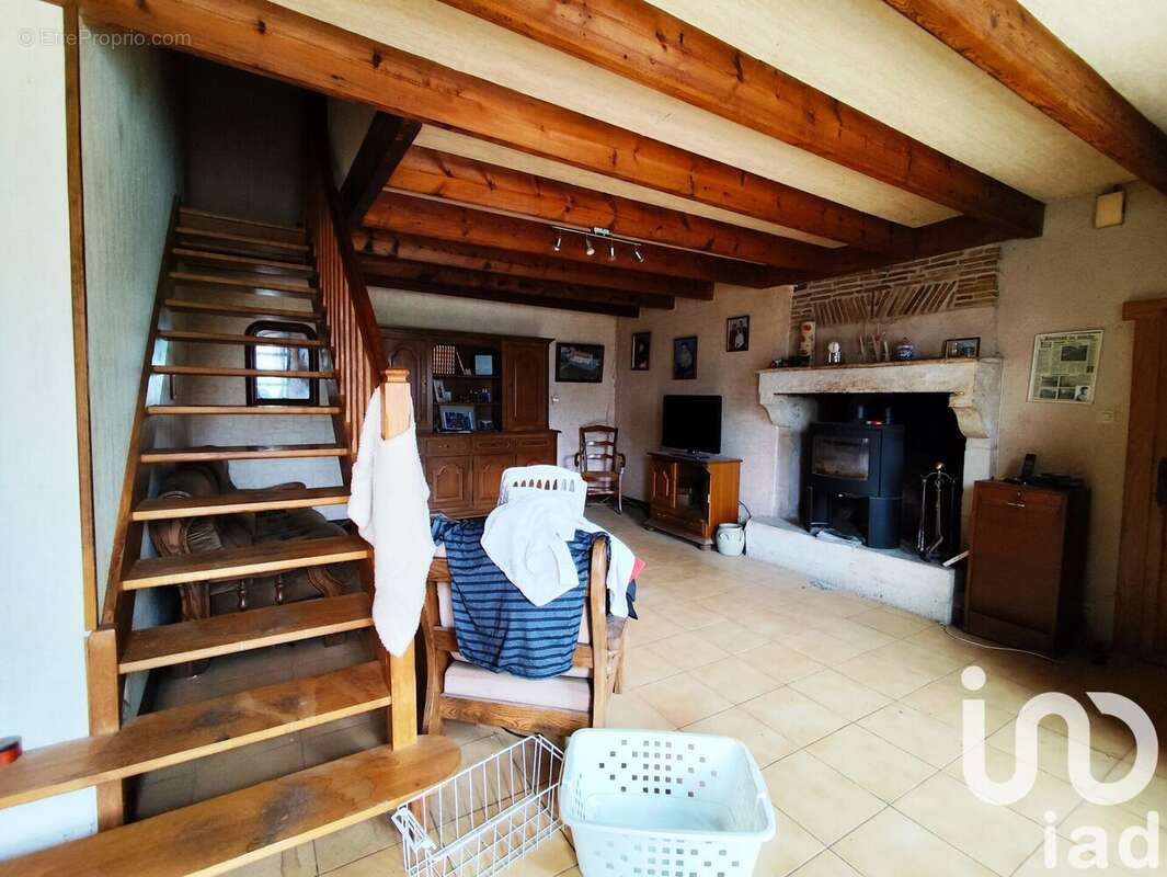Maison 149 m² à Allonne  - photo 3