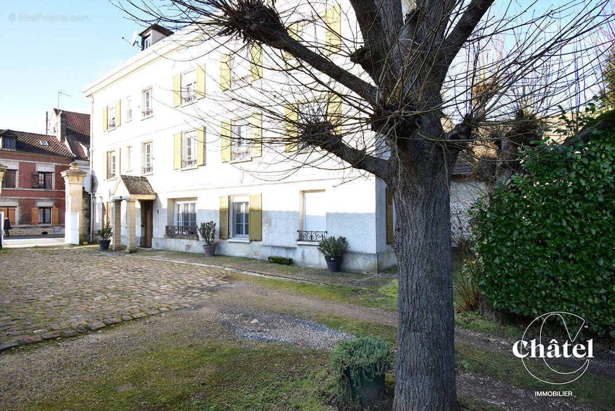 Appartement à PONT-SAINTE-MAXENCE
