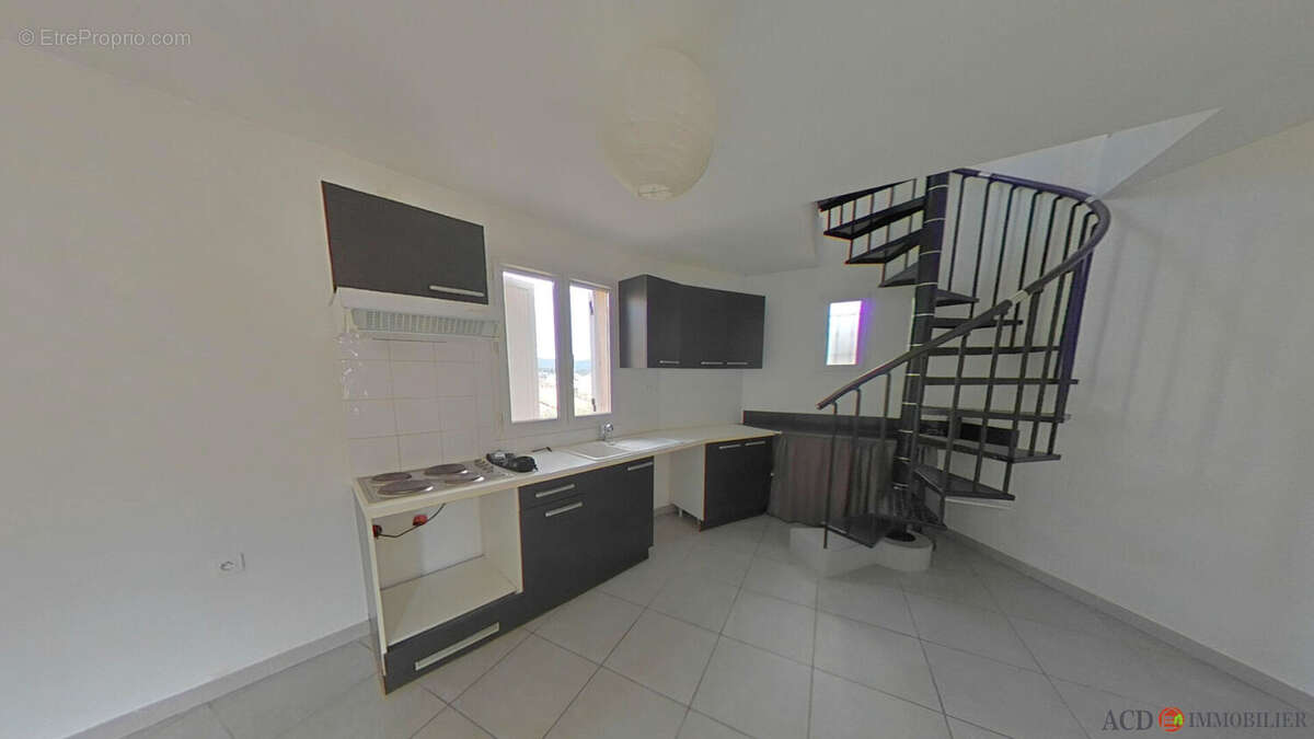 Appartement à VELAUX