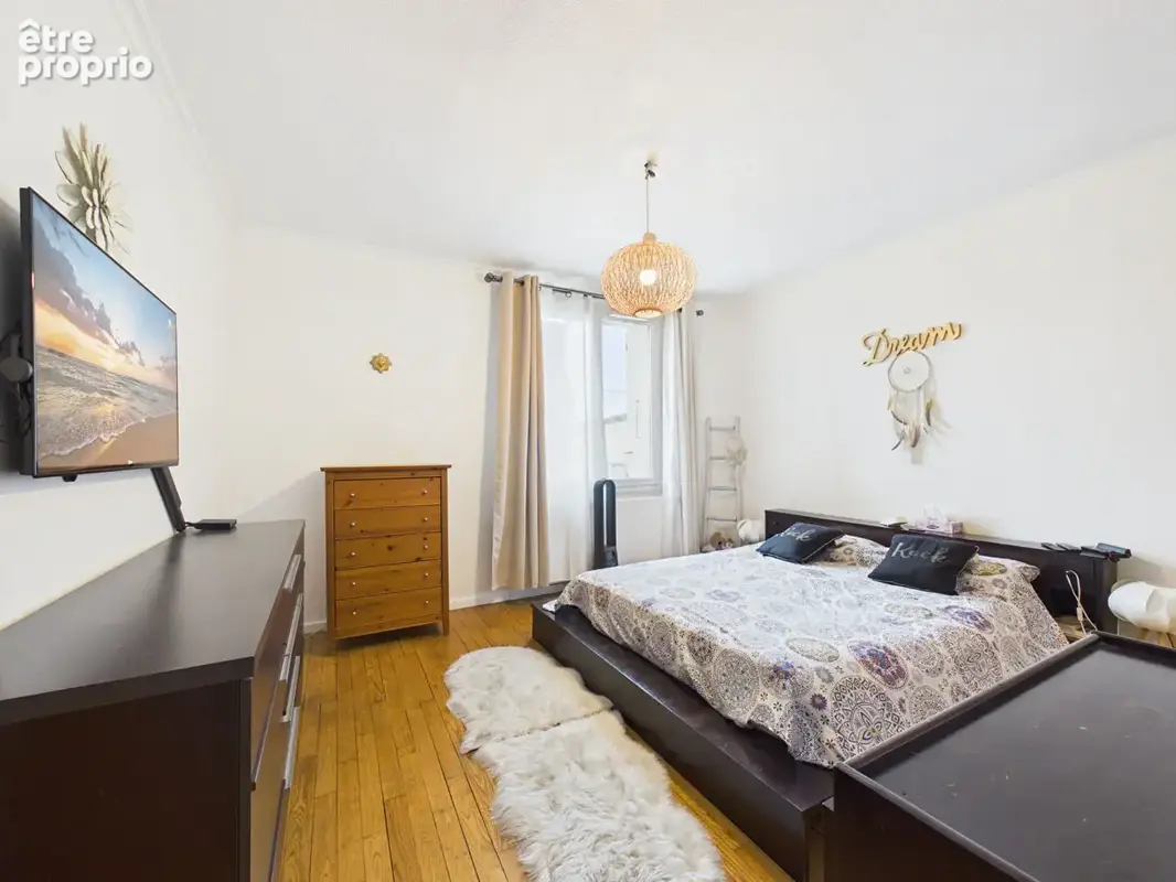 Maison familiale de 126 m2 avec 4 chambres et jardin arboré de 1 208 m² - photo 11