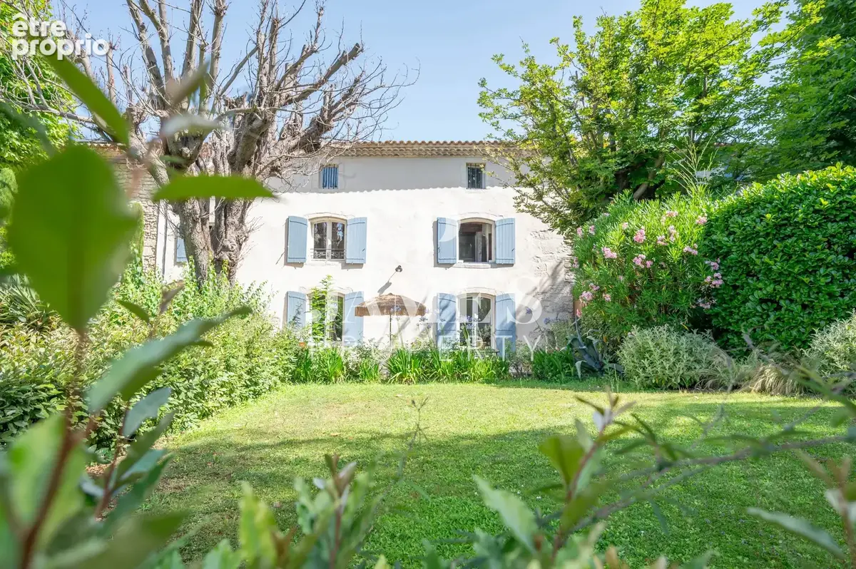 Maison 18 pièces 450 m² à vendre à Saint-Remy-De-Provence (13210) - photo 2