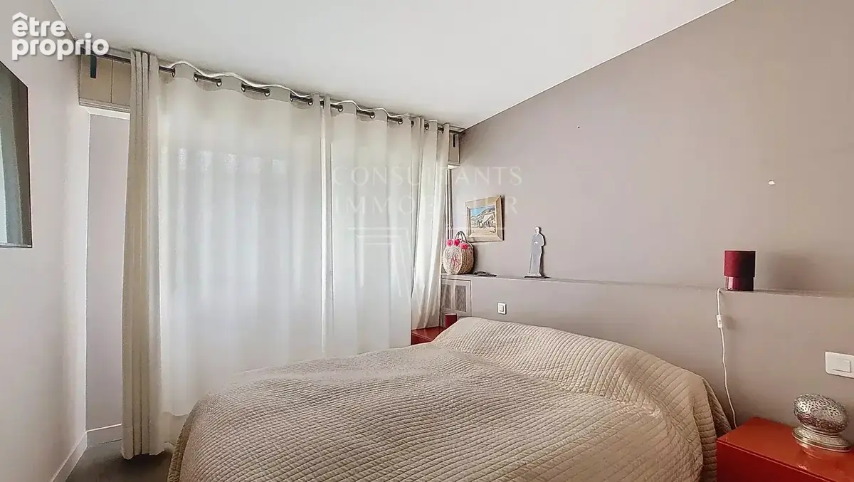 Paris xv. appartement de deux pièces en excellent état. - photo 8
