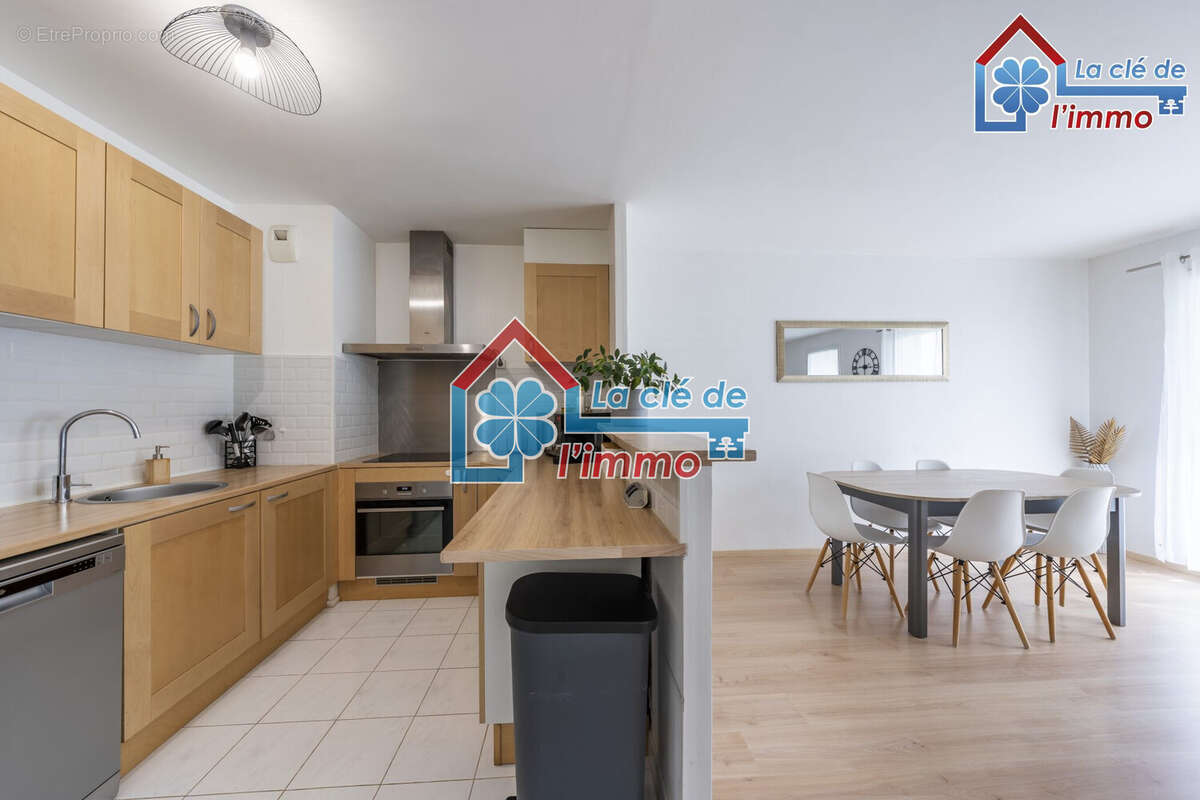 Appartement 86 m² à Moissy-Cramayel  - photo 2