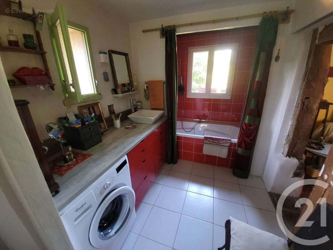 Maison 431 m² à Montpont-En-Bresse  - photo 5