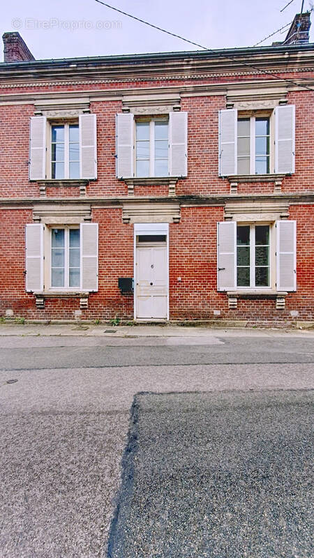 Maison à NOAILLES