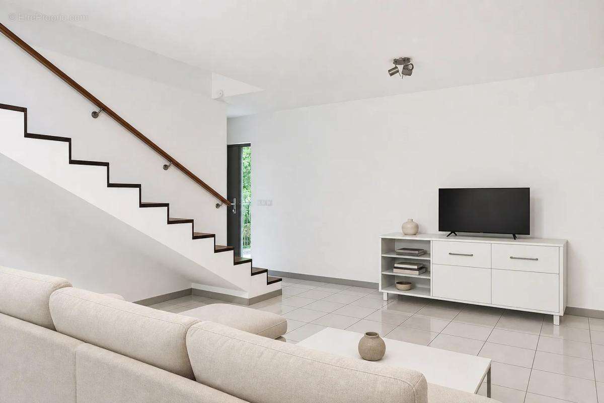 Maison de 4 pièces de 90 m² à Grenoble - photo 3