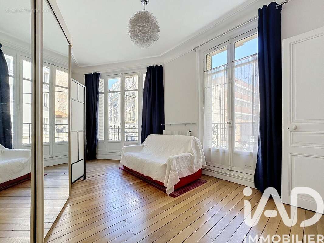 Photo 5 - Appartement à PARIS-15E