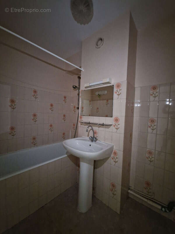 Appartement à SAINT-SEBASTIEN-SUR-LOIRE