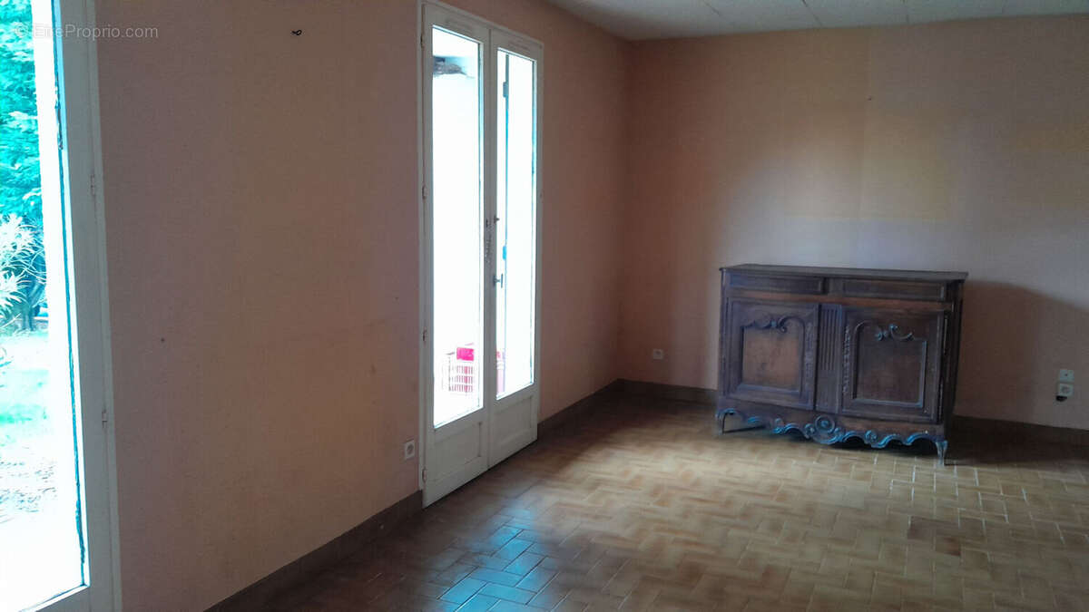 Maison à TONNAY-CHARENTE