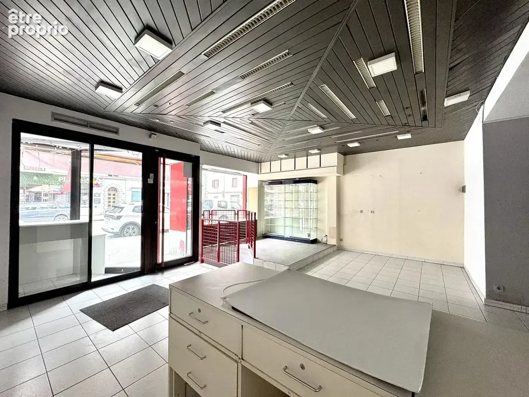 Local commercial FOURNEAUX - photo 2