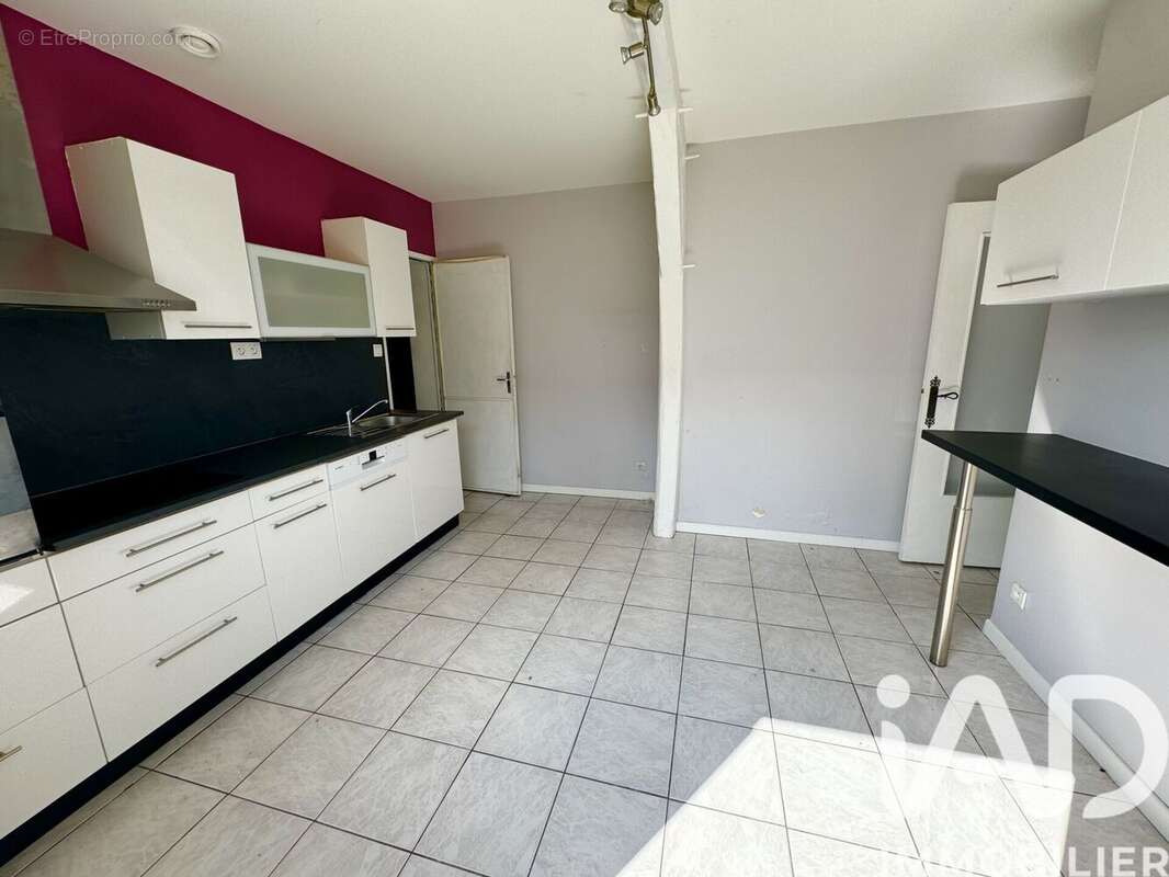 Photo 9 - Maison à NEUVILLE-AUX-BOIS