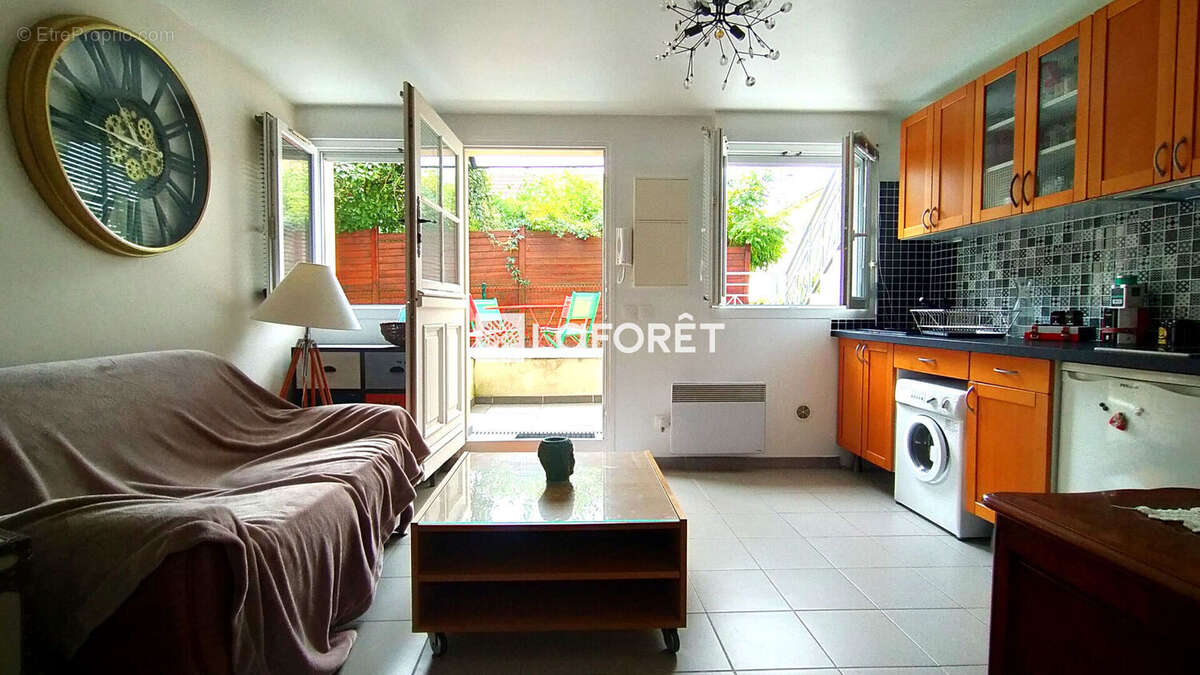 Appartement à FONTENAY-SOUS-BOIS