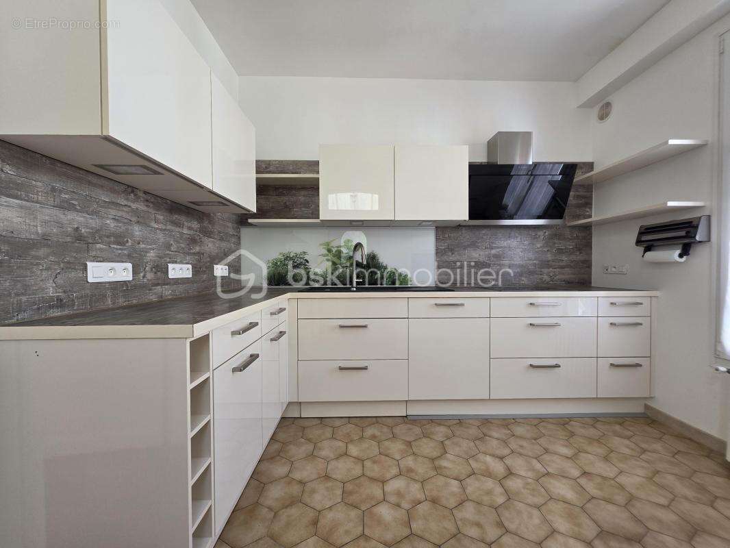 Maison de ville idéalement située - photo 2